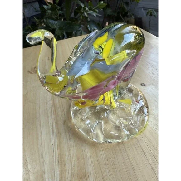 Hand Blown Art Glass Elephant Figurine Paperweight Signed By Artist - Picture 7 of 12
